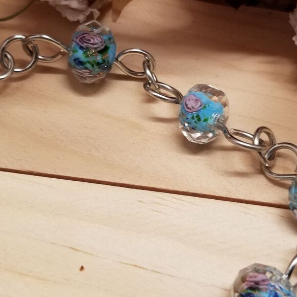 Blue Rose Glass Bead Chain Bracelet - Picture 5 of 7